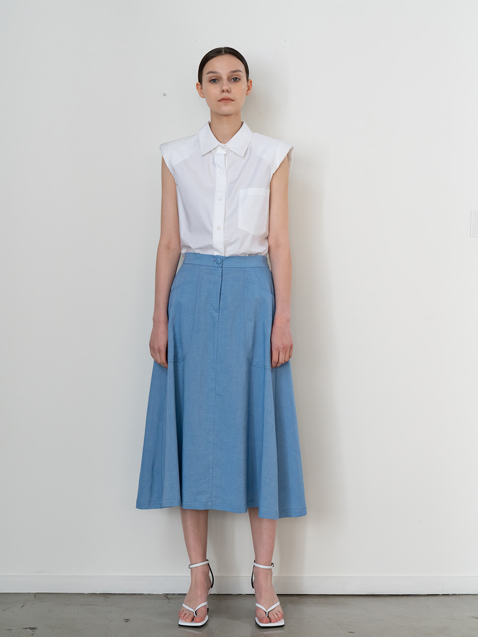 Padded Sleeveless Shirt